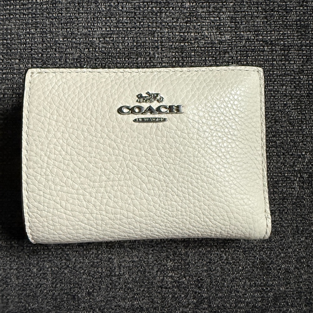 Cream Coach Pebbled Leather Compact Wallet with Silver Hardware